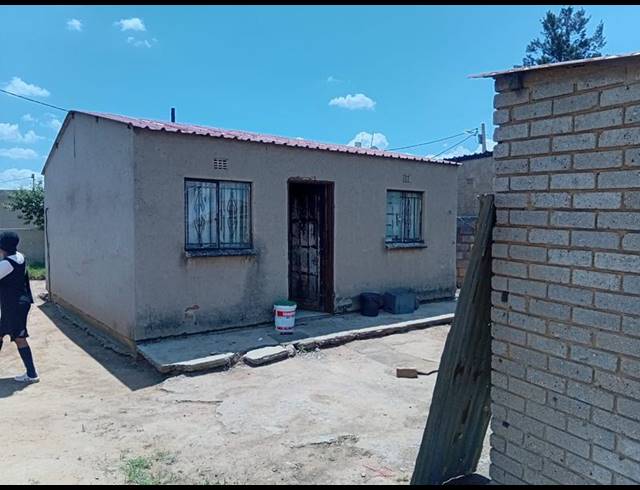 2 BEDROOM HOUSE FOR SALE IN PALM RIDGE